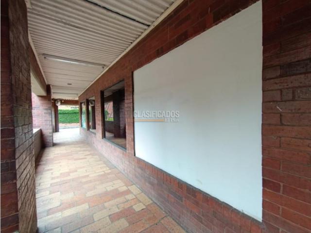 Locales y Bodegas, Alquiler en Gran Limonar