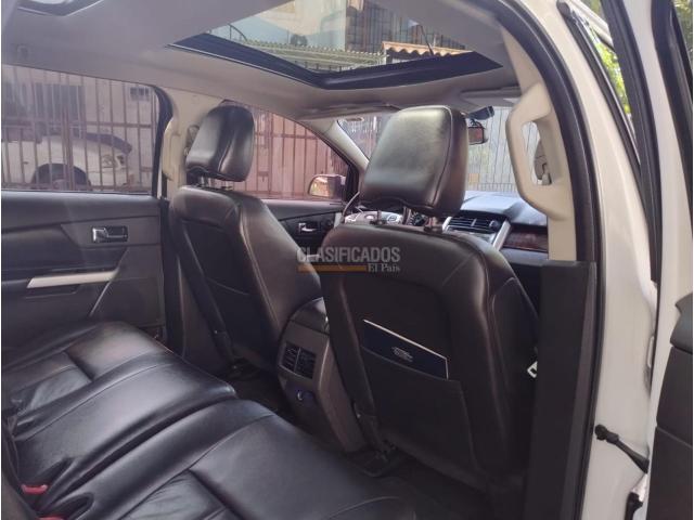 Ford Edge 2012