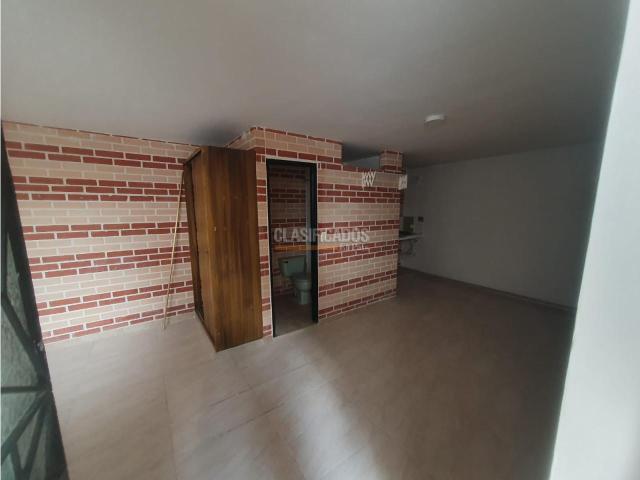 Apartaestudios, Alquiler en Cristóbal Colón