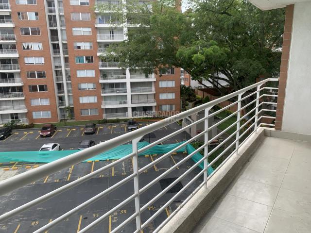 Apartamentos, Venta en Valle del Lili