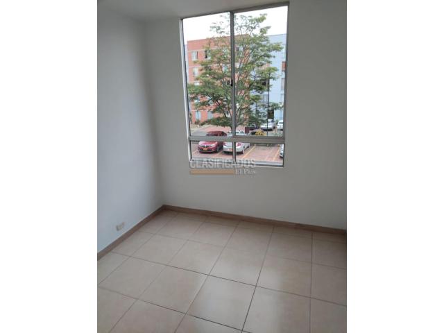 Apartamentos, Alquiler en Vilaverde