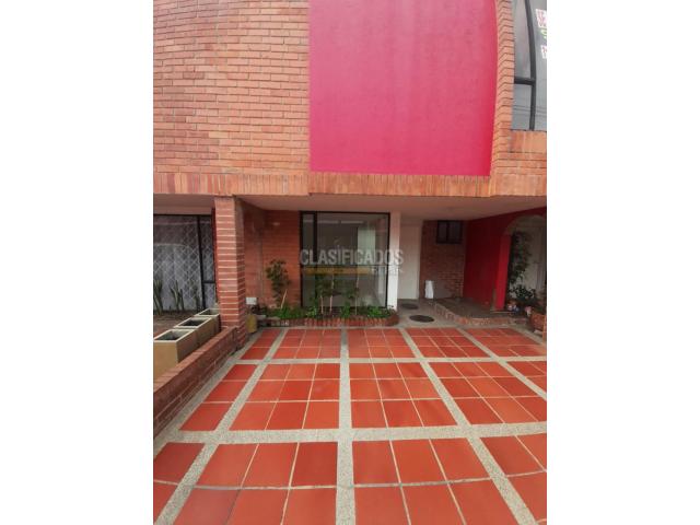 Casas, Alquiler en Chía