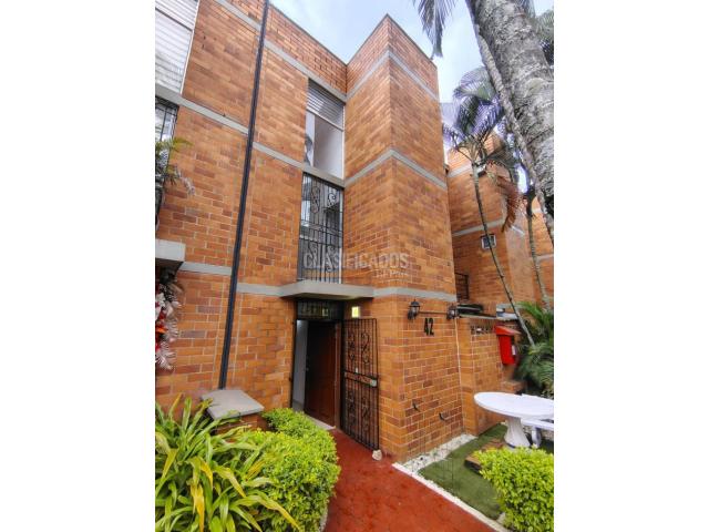 Casas, Venta en Valle del Lili