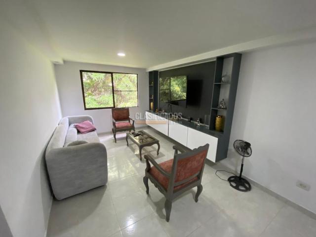 Apartamentos, Venta en Primero de Mayo