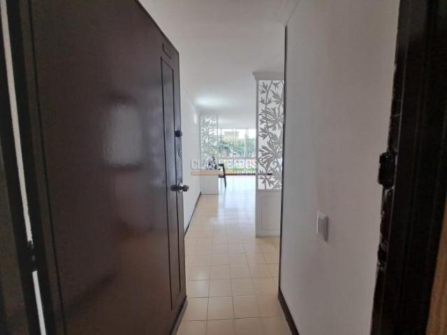 Apartamentos, Venta en Ciudad Los Álamos