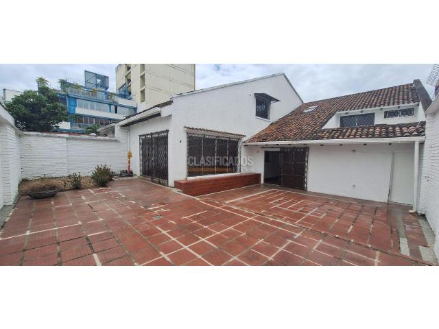 Casas, Venta en Ciudad Jardín