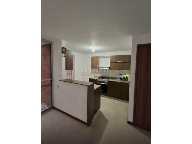 Casas, Venta en Ciudad Country