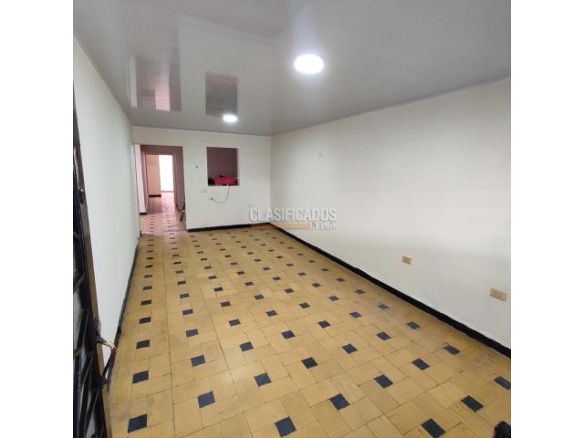 Casas, Alquiler en Primitivo Crespo