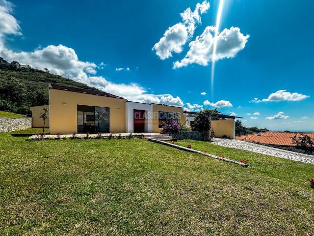 Fincas y Casas Campestres, Venta en El Cerrito