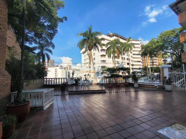 Apartamentos, Venta en Santa Teresita
