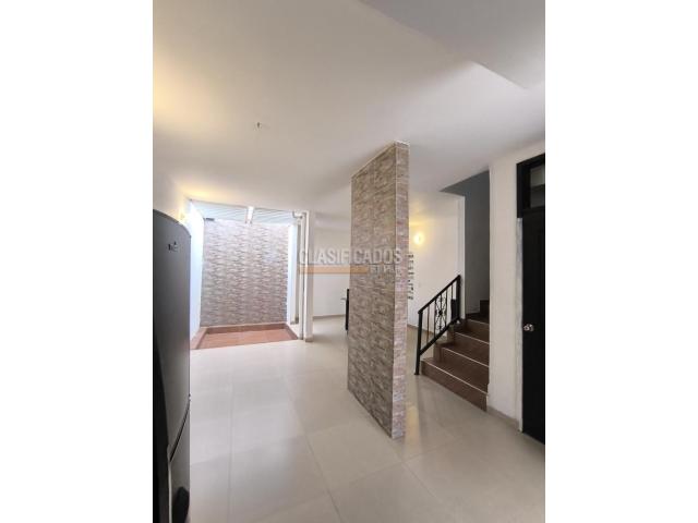 Casas, Alquiler en Palmira