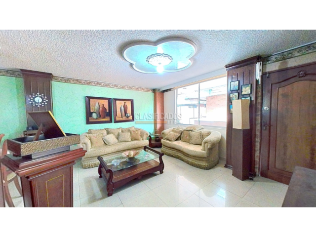 Apartamentos, Venta en Primero de Mayo