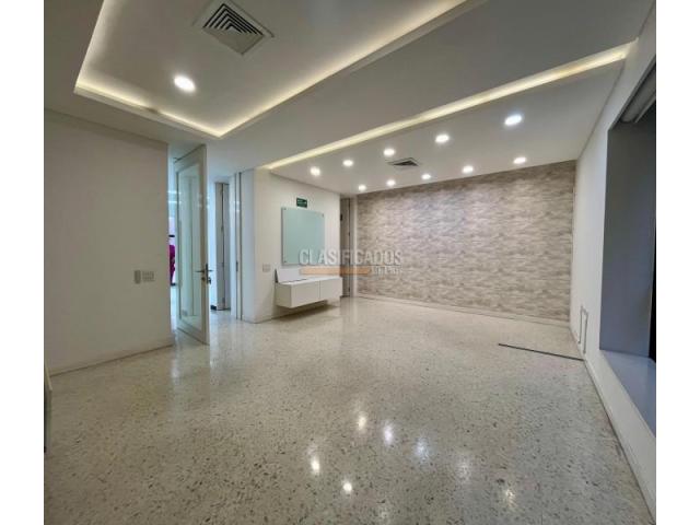 Oficinas y Consultorios, Venta en Centenario