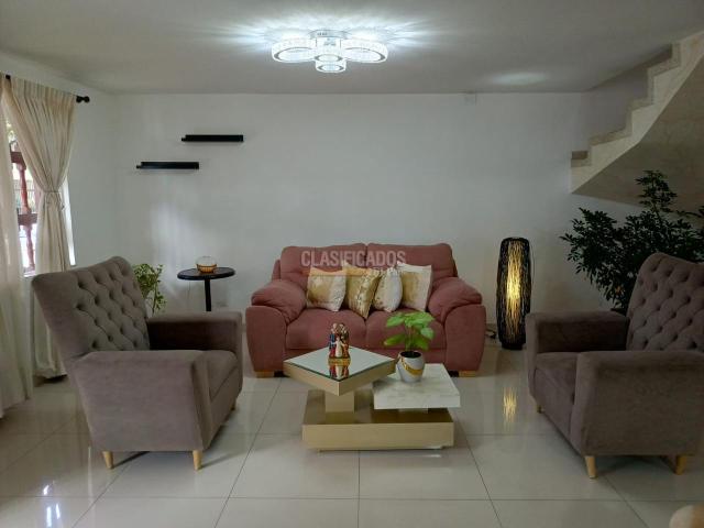 Casas, Venta en Prados del Norte