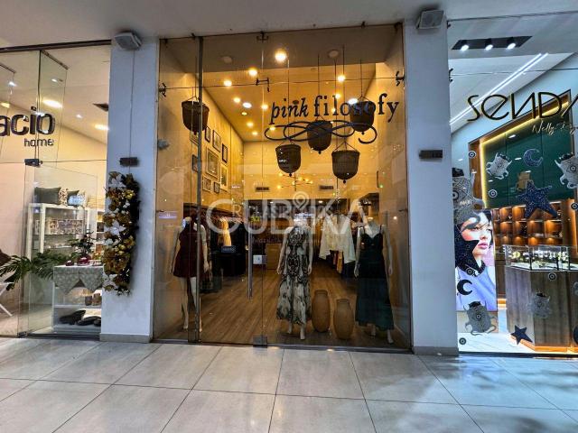 Locales y Bodegas, Alquiler en Centenario