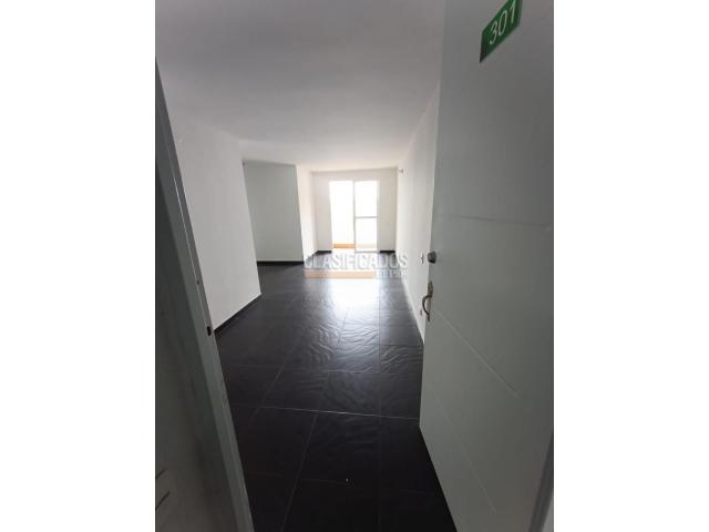 Apartamentos, Alquiler en Ciudad Country