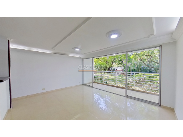 Apartamentos, Venta en Valle del Lili