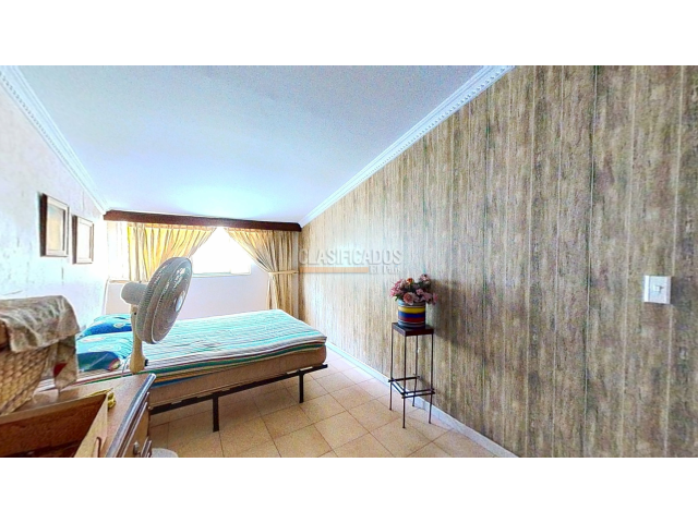 Apartamentos, Venta en Primero de Mayo