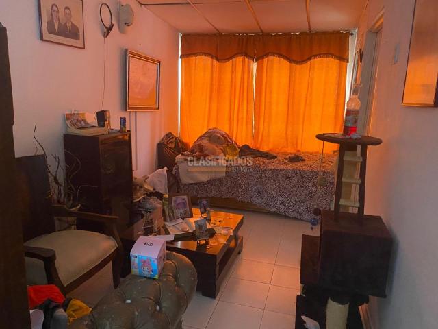 Casas, Venta en Ciudad Córdoba