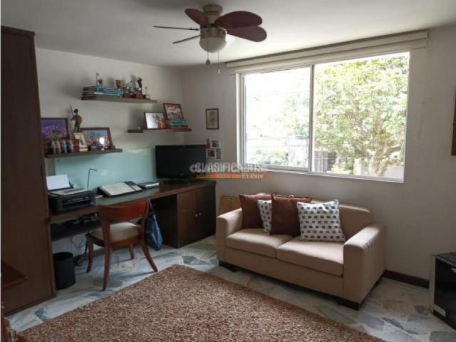 Casas, Venta en Cristales