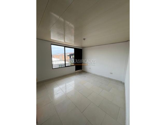 Apartamentos, Alquiler en Marroquín