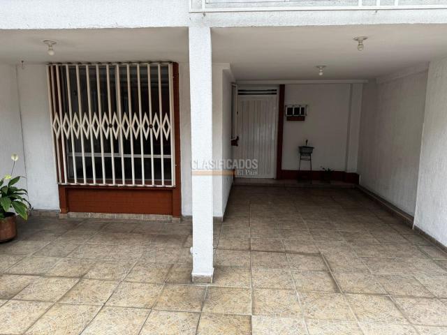 Casas, Venta en Villa de Guadalupe