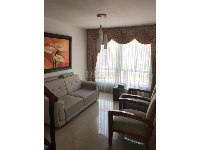 Casas, Venta en Ciudad Jardín