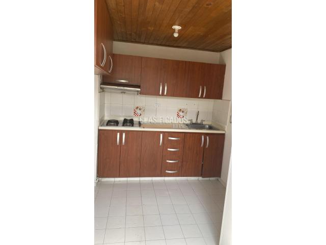 Apartamentos, Venta en Santa Anita