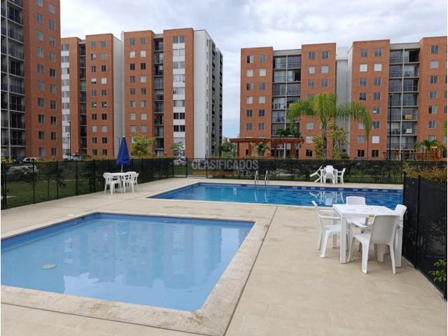 Apartamentos, Venta en Jamundí