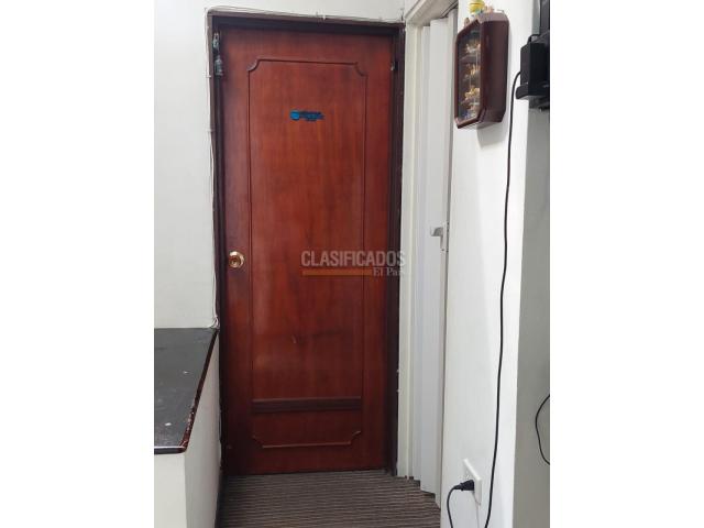 Casas, Venta en Santa Mónica Popular