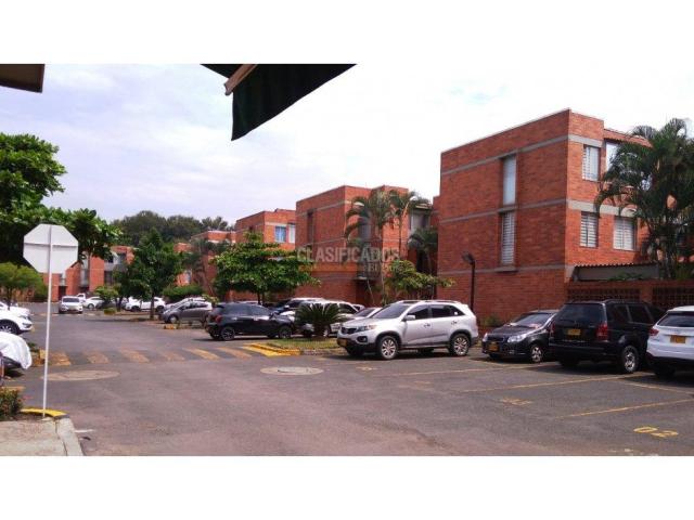 Casas, Venta en Valle del Lili