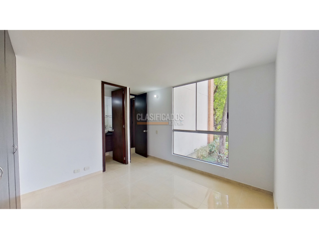 Apartamentos, Venta en Valle del Lili