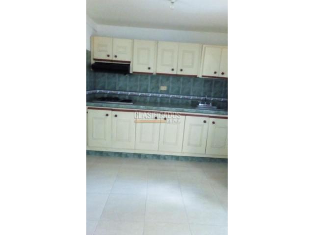 Casas, Alquiler en Los Andes