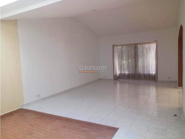 Casas, Venta en Las Quintas de Don Simón