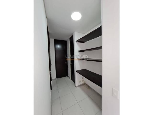 Apartamentos, Venta en Valle del Lili