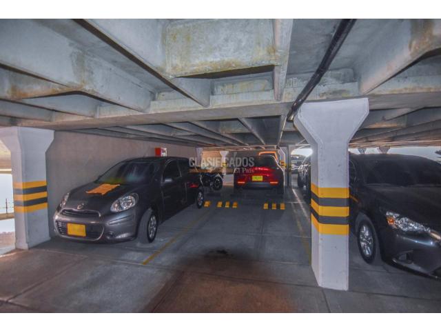 Casas, Venta en El Limonar