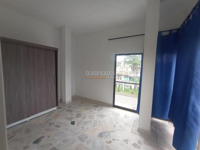 Apartamentos, Alquiler en El Jardín