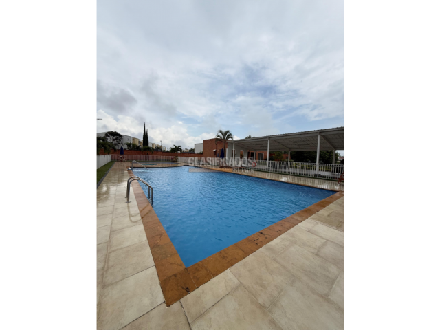 Apartamentos, Venta en Jamundí