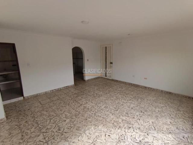 Apartamentos, Alquiler en Francisco Eladio Ramírez