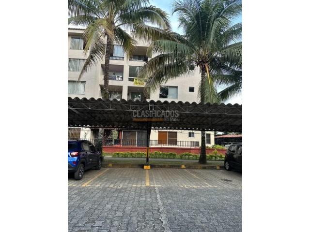 Apartamentos, Venta en Las Quintas de Don Simón