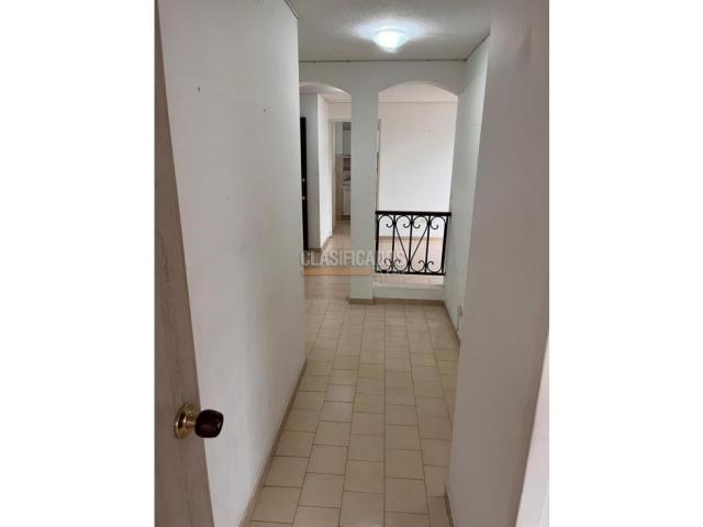 Apartamentos, Venta en El Refugio