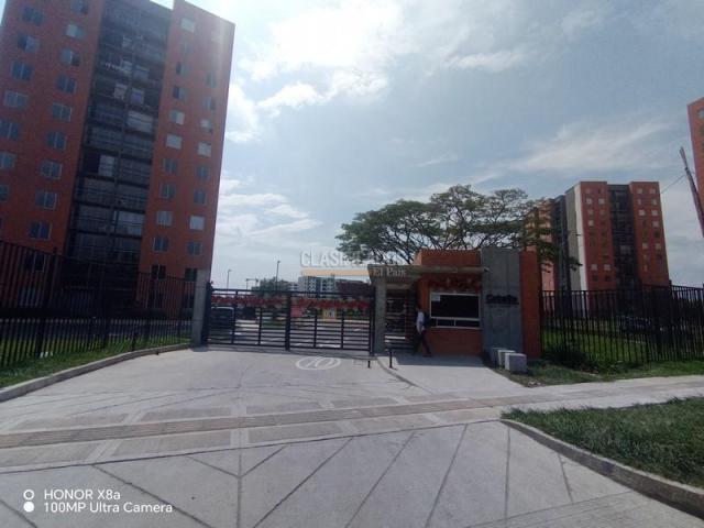 Apartamentos, Alquiler en Ciudad Melendez