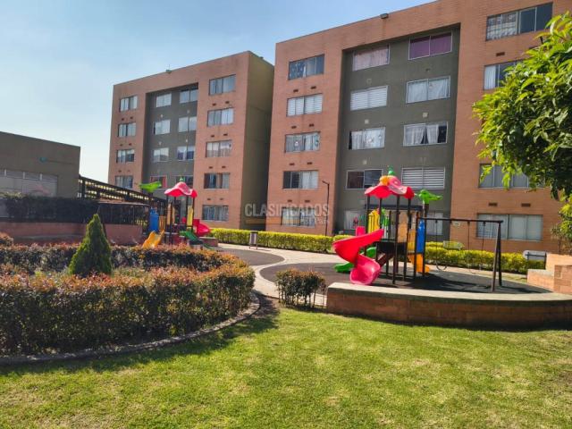 Apartamentos, Alquiler en Mosquera