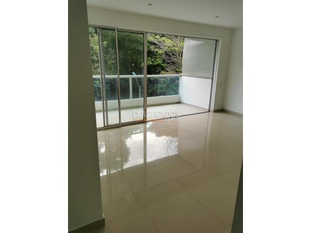 Apartamentos, Alquiler en Capri