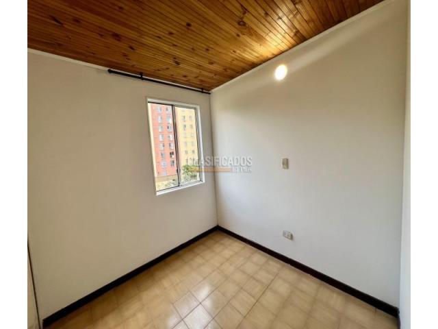 Apartamentos, Venta en Primero de Mayo