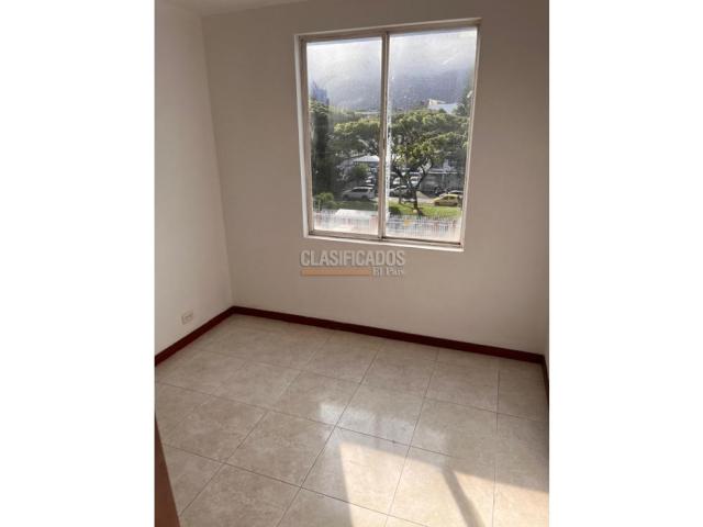 Apartamentos, Venta en Prados del Limonar