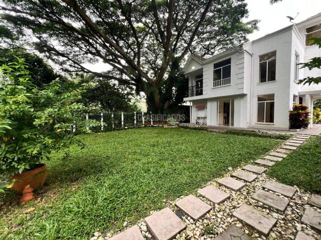 Casas, Venta en Yumbo