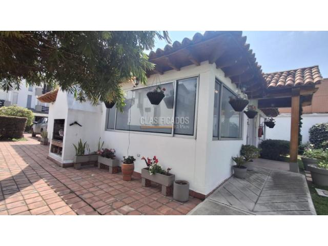 Casas, Alquiler en Chía