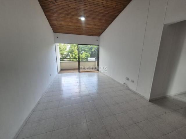 Apartamentos, Venta en Santa Anita