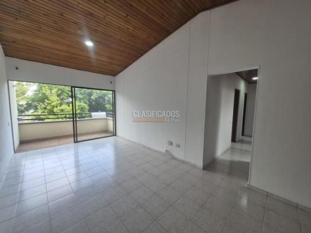 Apartamentos, Venta en Santa Anita